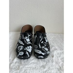 Cape Clogs Swedish Womens Comfort Shoes Black White Culinary Chef EU 37 USA 7